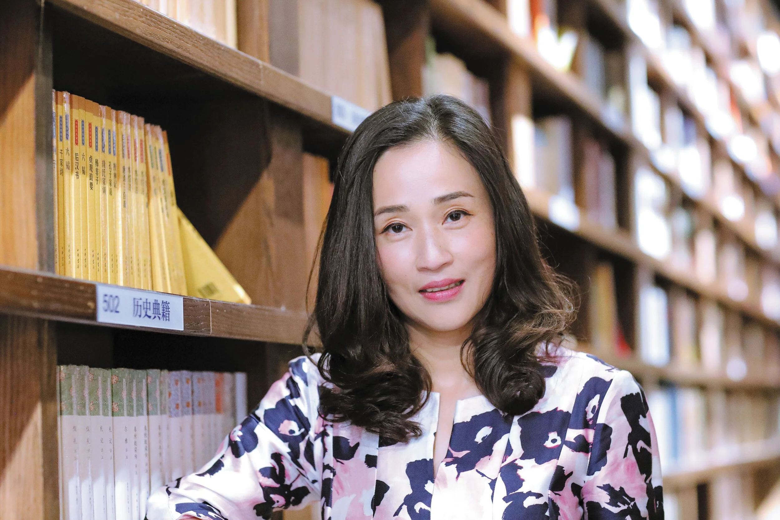 Lingling Wei author photo_PC Xu Fei.JPG
