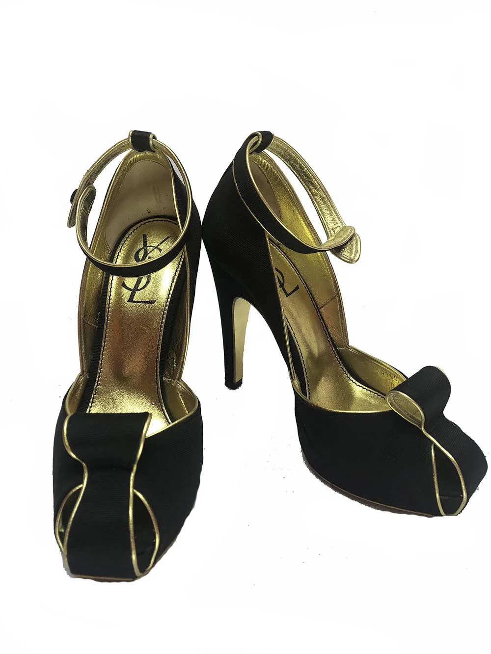 saint laurent vintage pumps.jpg