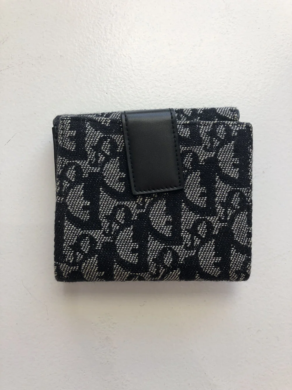 christian dior vintage monogram bifold wallet back.jpg