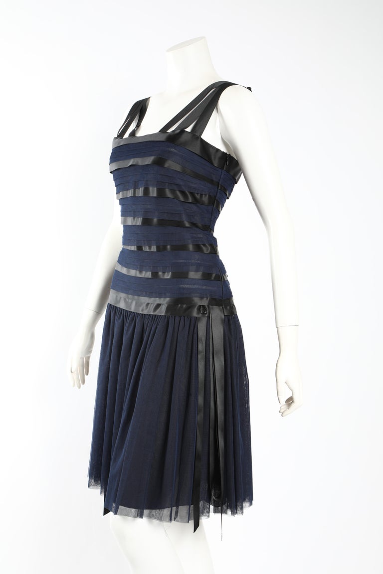 Chanel Bow-Embellished Drop-Waist Lace Dress — UFO No More