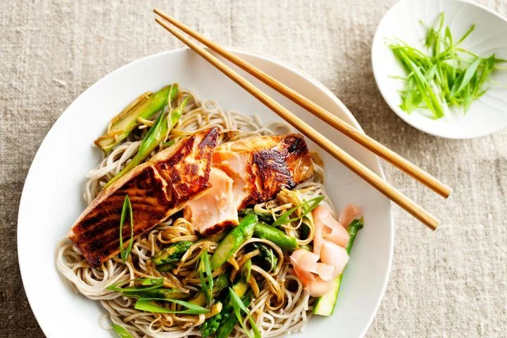 teriyaki-salmon-with-soba-noodles-and-asparagus-91503-1.jpeg