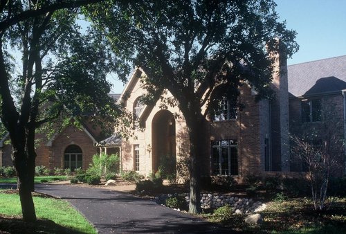Whispering Oaks