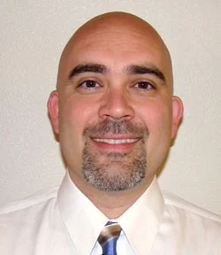 Adrian-Valdivia.jpg