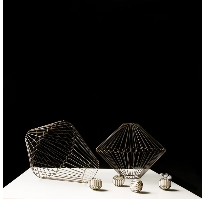 ir7143_fluted_conic_sculptures__2.jpg