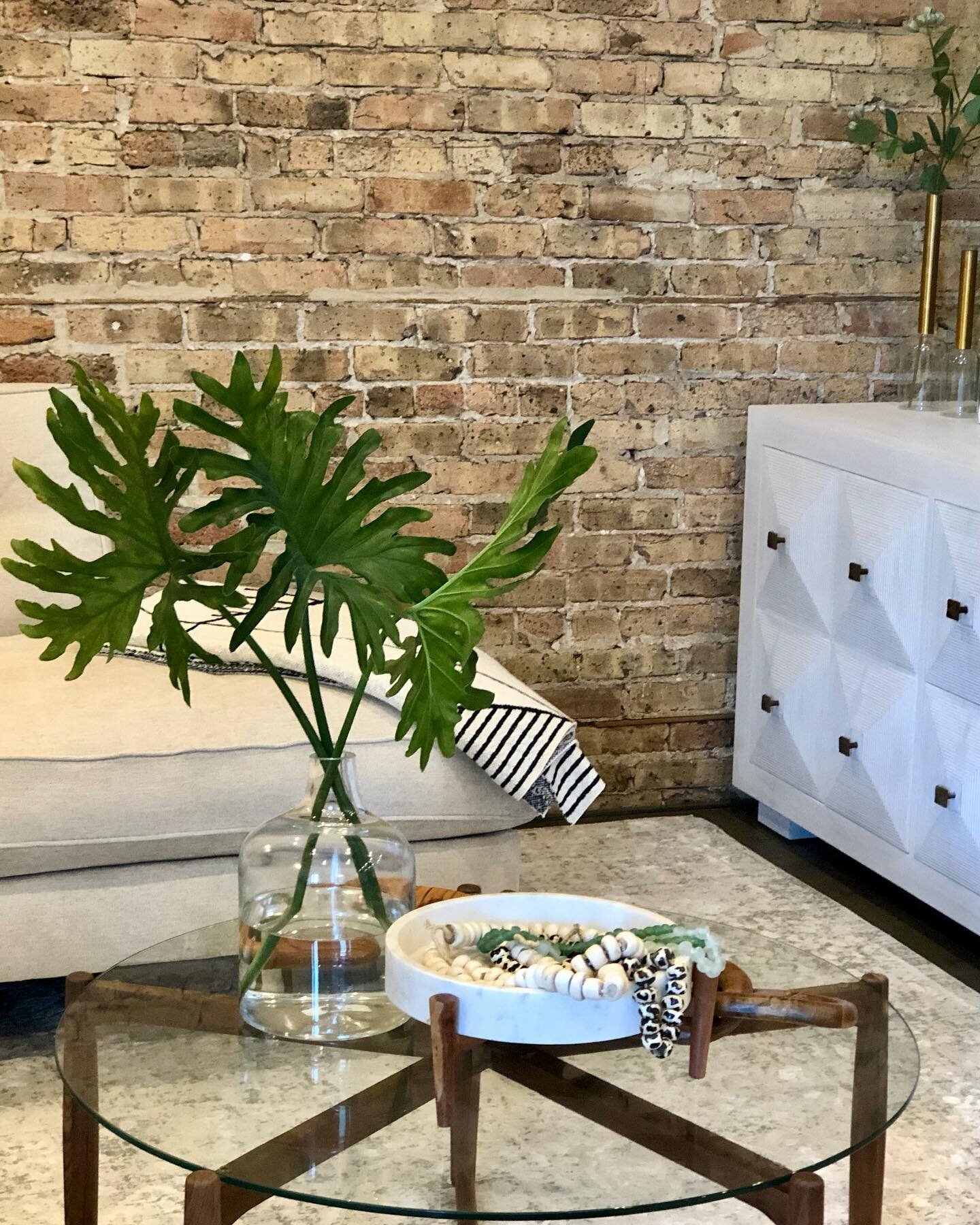 Sneak peak at our Wicker Park install today!  #insidehome #insidehomechicago #chicagodesigner #interiordesign #chicagodesigners