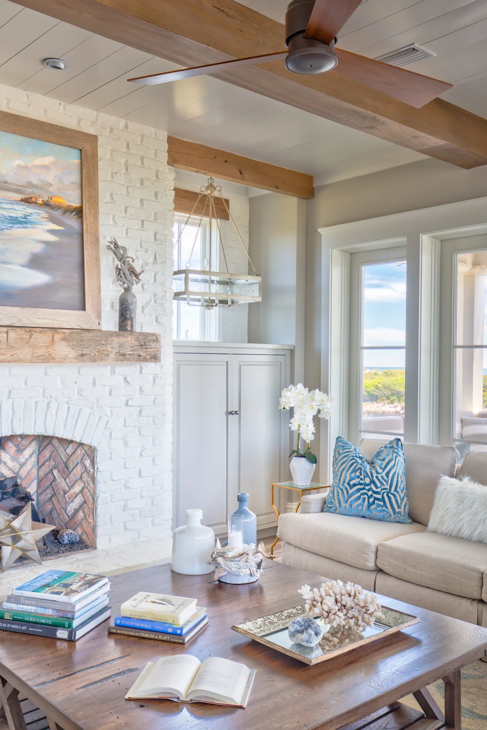 Kelly Collective Interiors Living Vertical.jpg