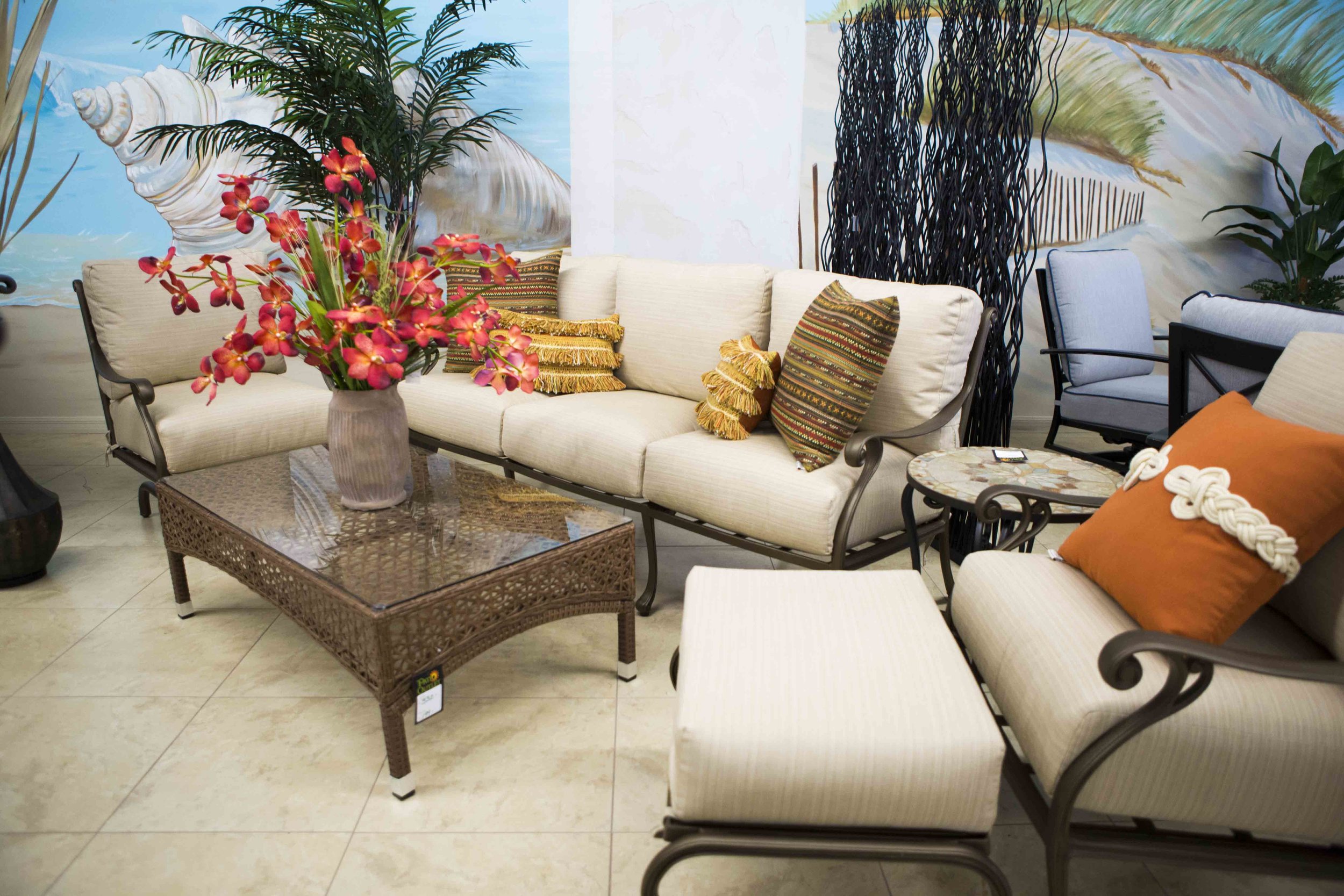 Patio Outlet Pics_2.jpg
