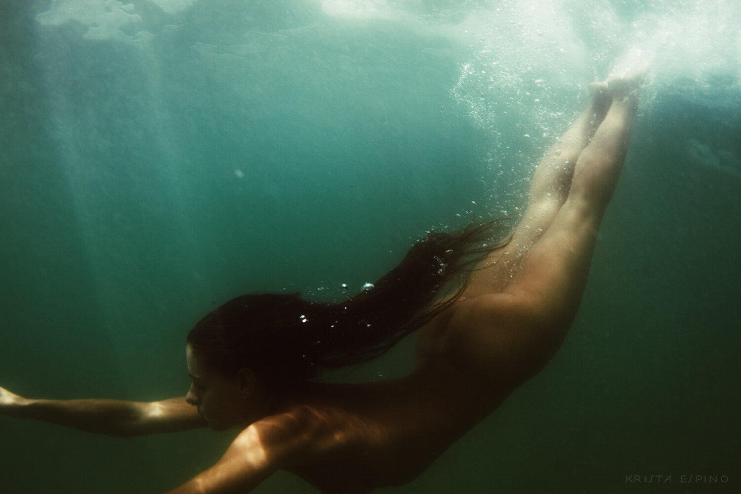 lifestyle nature photography photographer krista espino underwater nude ocean wave mermaid siren woman laguna beach california-12.jpg