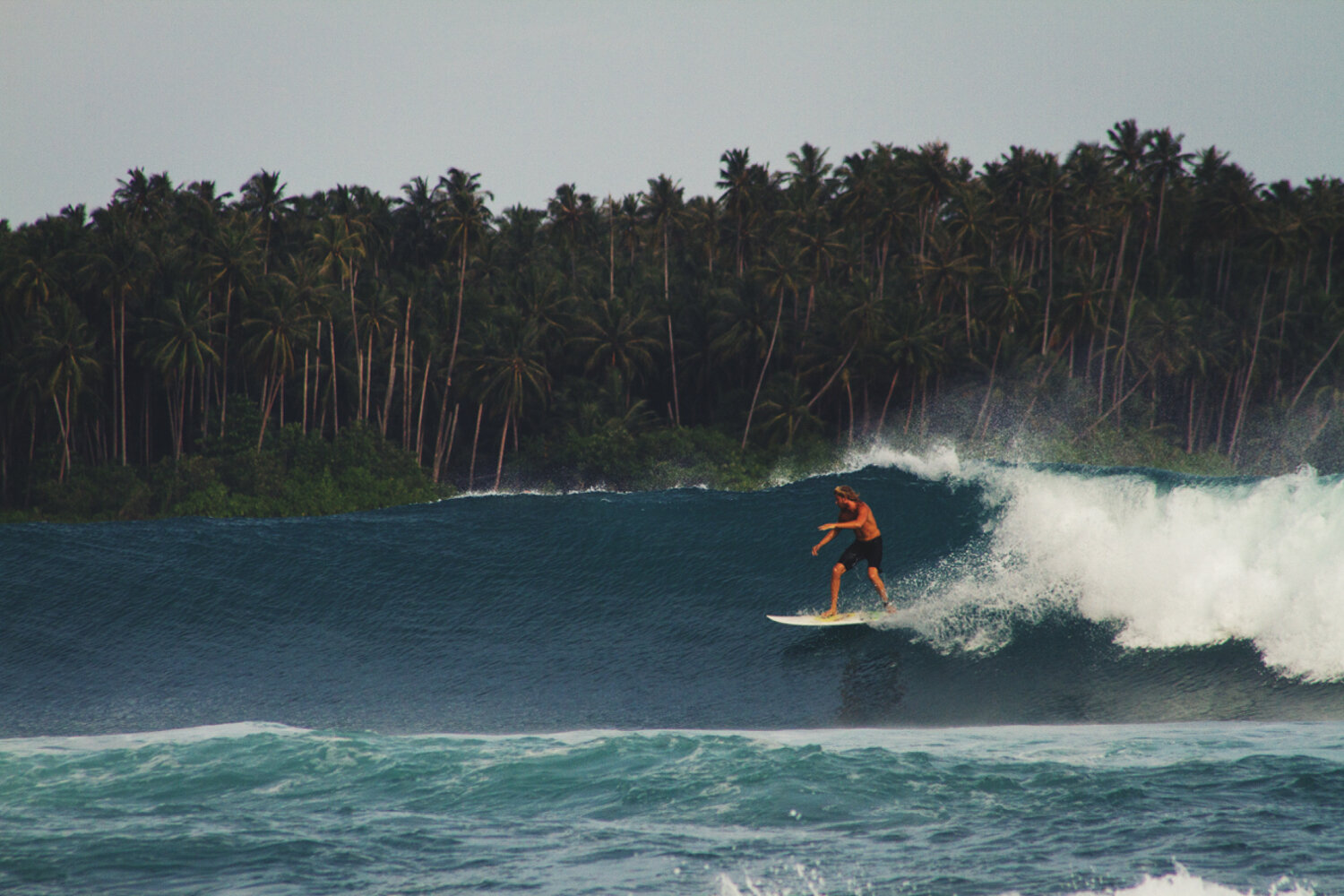 nias island travel indo indonesia lifestyle nature photography photographer krista espino underwater ocean wave surf surfing_-4.jpg