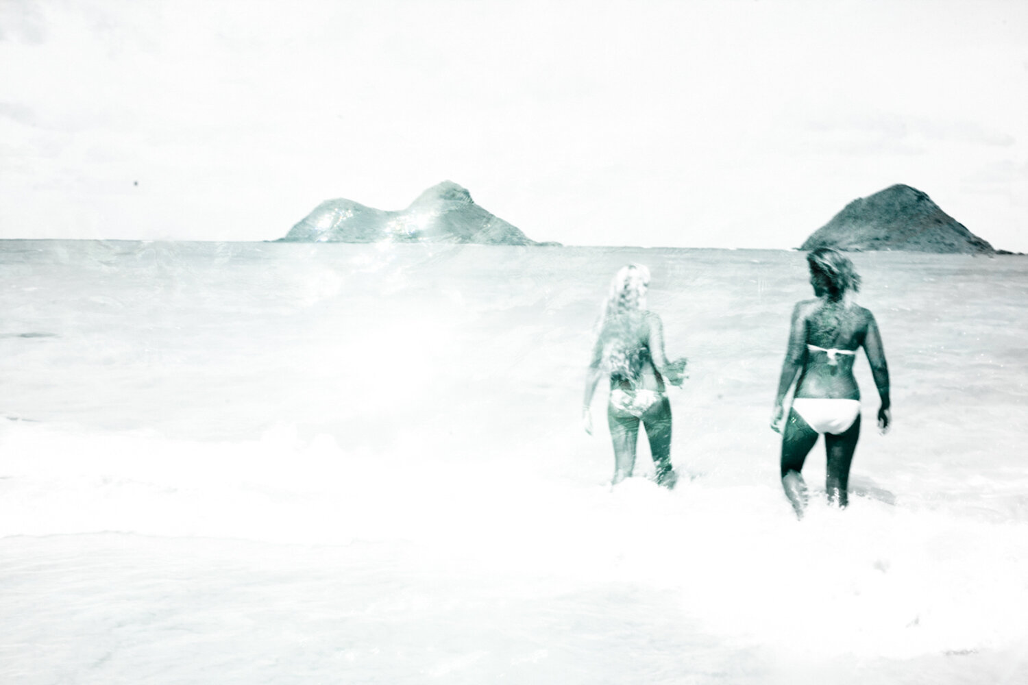 lifestyle nature photography photographer krista espino travel oahu hawaii film analog beach ocean island waves_-2.jpg