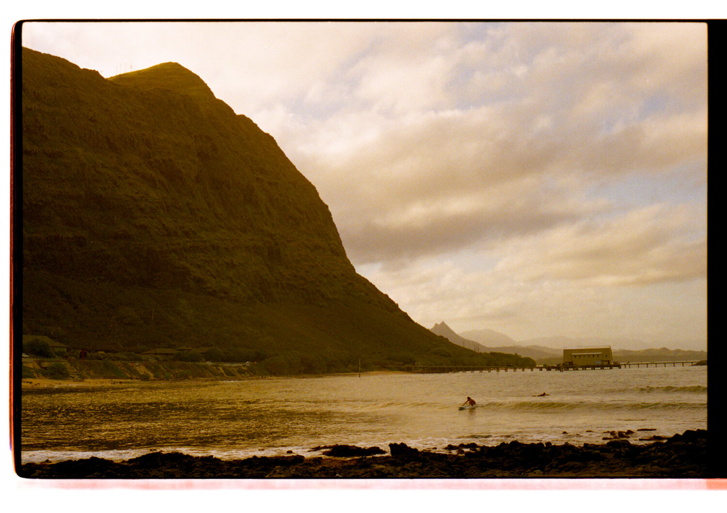 lifestyle nature photography photographer krista espino travel oahu hawaii film analog beach ocean island waves_-14.jpg