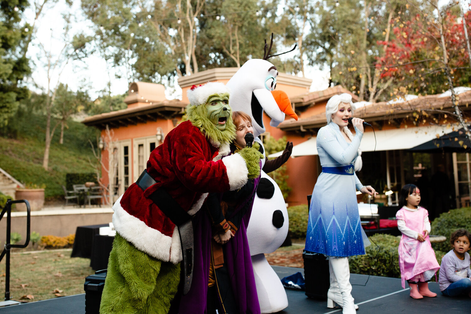 Jobot Xmas party christmas noel event photography photographer events Anza Creative frozen grinch kids family party social-41.jpg