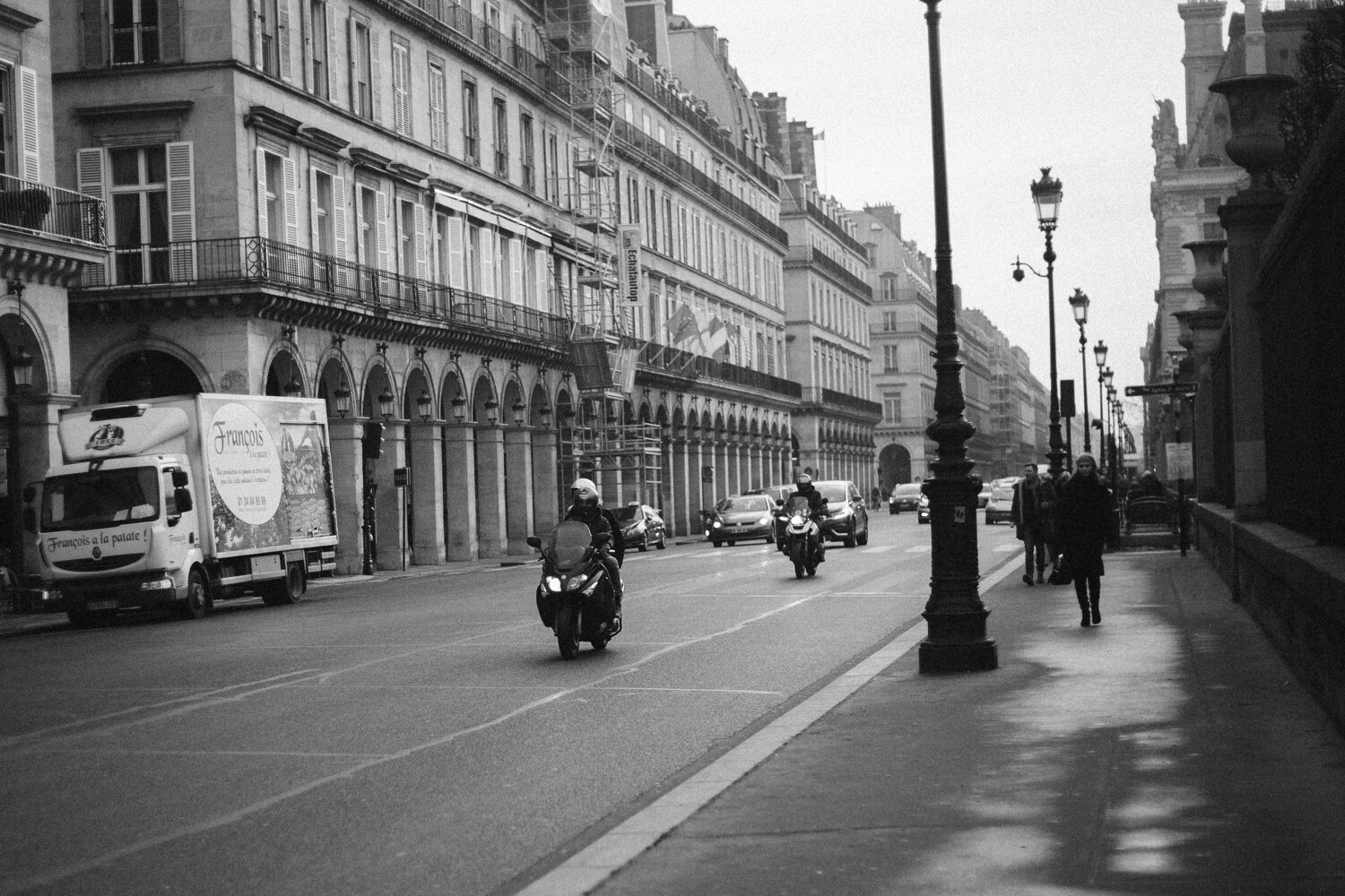 Paris France travel adventure explore parisian europe photographer photography street louvre Krista Espino-5.jpg
