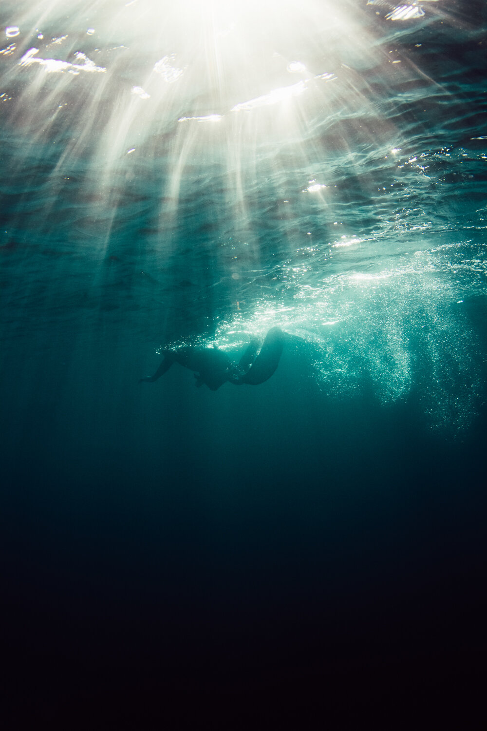 Krista Espino corse corsica photograph photographe photographer europe underwater freedive dive diving explore adventure ajaccio corse-du-sud sea mediterranean island france french_-9.jpg