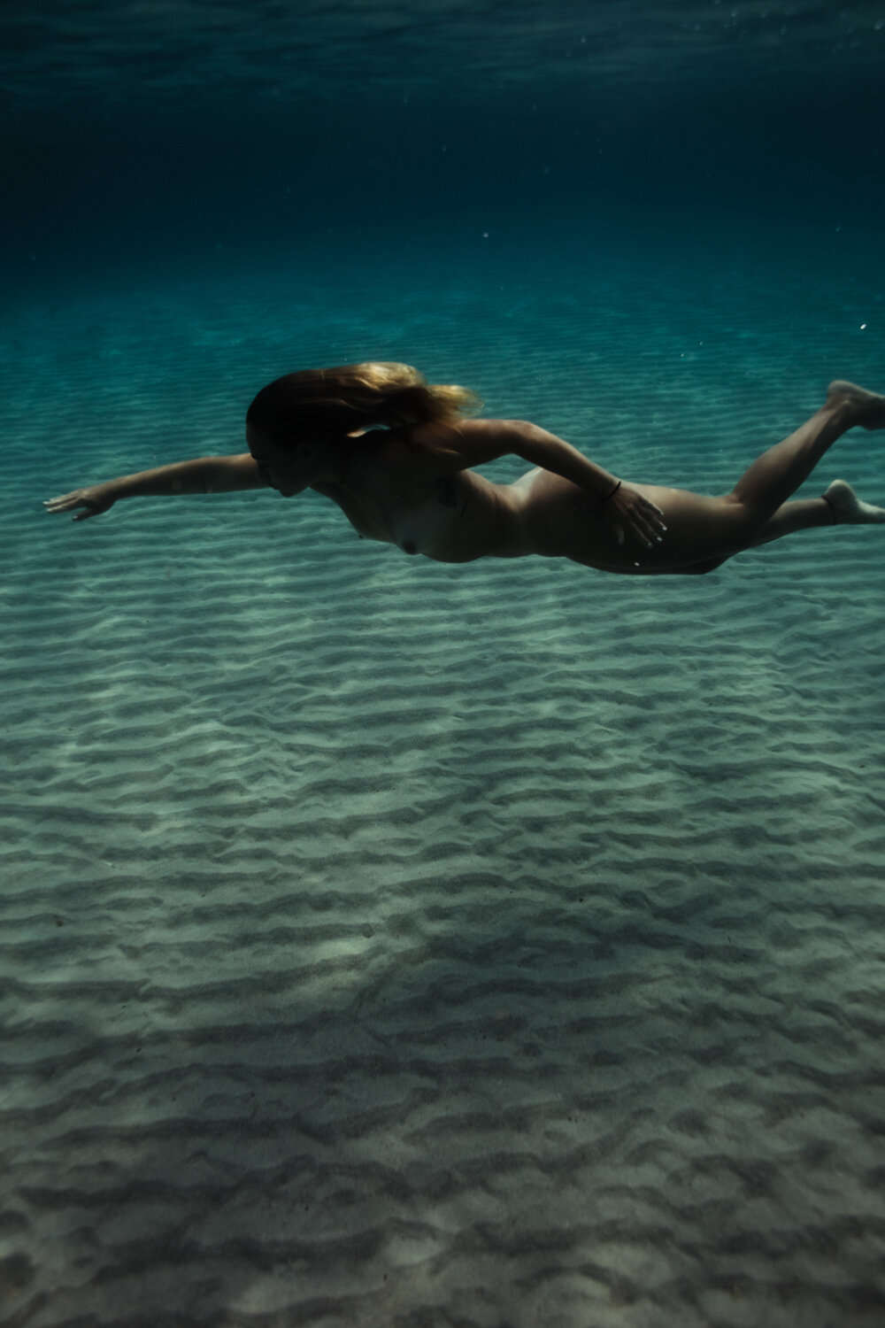 uw siren sirène beauty portrait corse corsica photographe underwater sea mediterranean nude photography fine art sous marine nue photographer france french model mannequin ajaccio beaute femme fashion Krista Espino-21.jpg