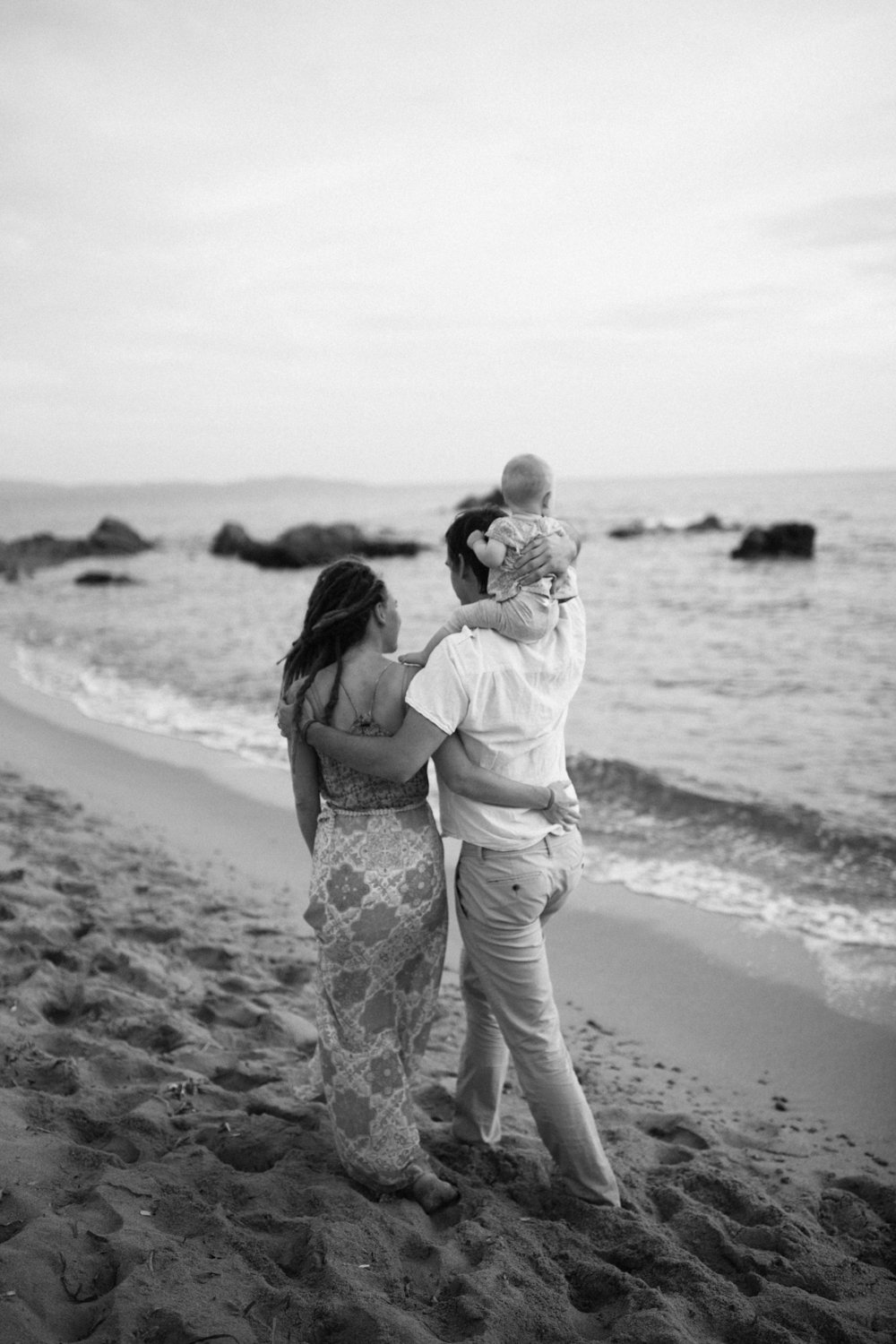 corse corsica photographe photographer ajaccio Krista Espino family famille session Anza Creative beach plage Corse-du-sud sunset Mediterranean sea bebe baby photographie-27.jpg