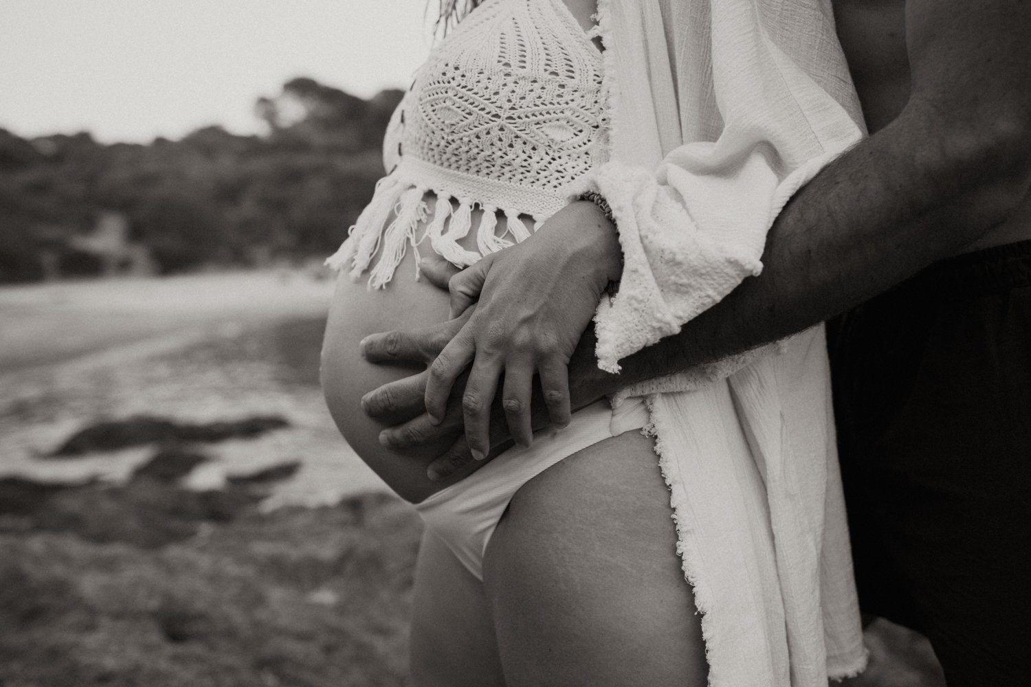 corse corsica photographe photographer ajaccio Krista Espino family famille session Anza Creative beach plage Corse-du-sud sunset Mediterranean sea bebe baby photographie grossesse maternity pregnant enceinte-47.jpg