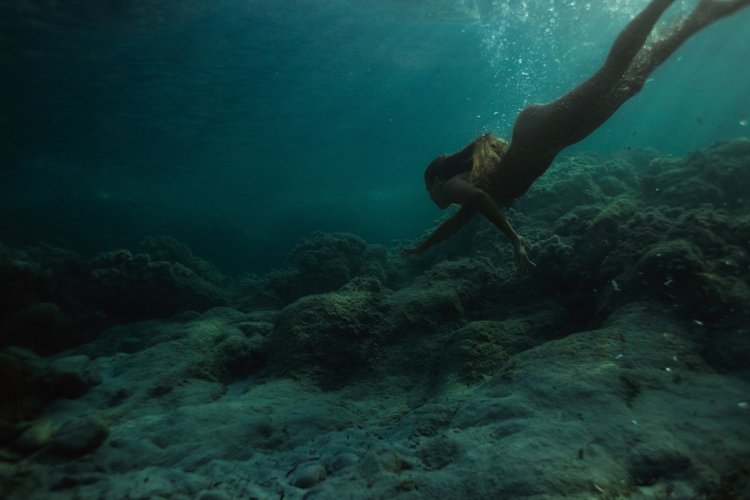 siren sirens corse corsica underwater photography photographe sous leau mermaid femme woman women nude nue fine art photography Krista Espino ajaccio sea Mediterranean france travel-13.jpg