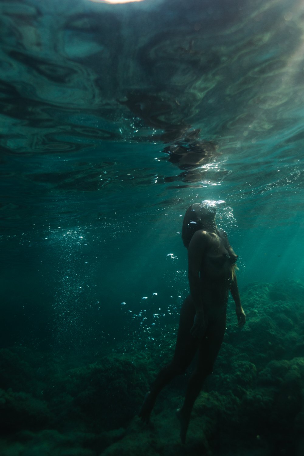 siren sirens corse corsica underwater photography photographe sous leau mermaid femme woman women nude nue fine art photography Krista Espino ajaccio sea Mediterranean france travel-14.jpg