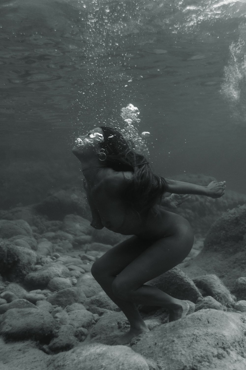 siren sirens corse corsica underwater photography photographe sous leau mermaid femme woman women nude nue fine art photography Krista Espino ajaccio sea Mediterranean france travel-26.jpg