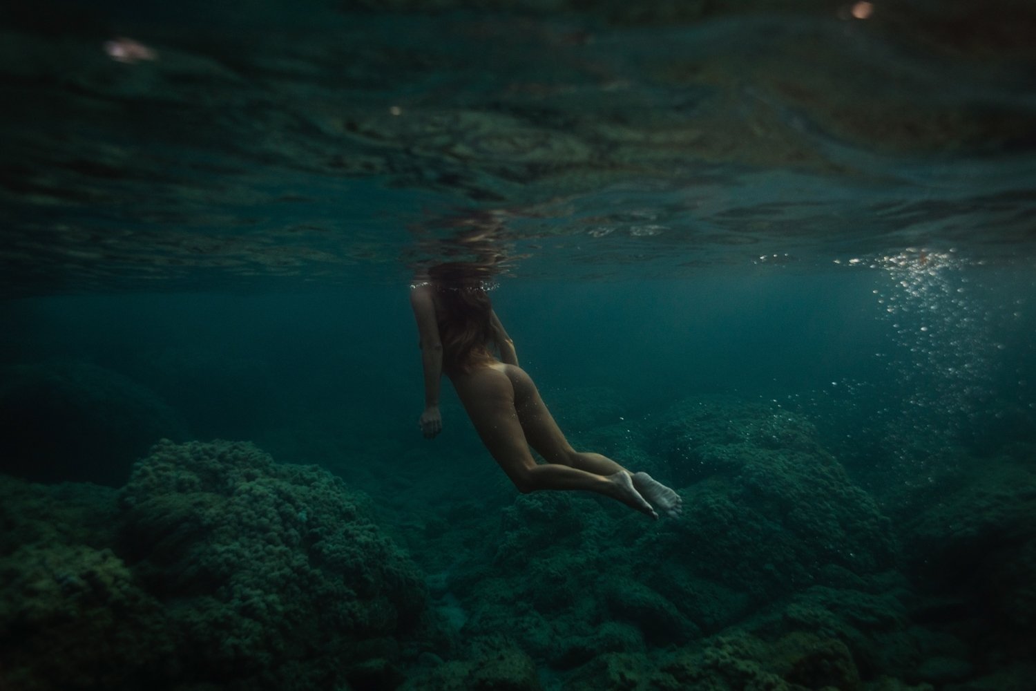 siren sirens corse corsica underwater photography photographe sous leau mermaid femme woman women nude nue fine art photography Krista Espino ajaccio sea Mediterranean france travel-45.jpg