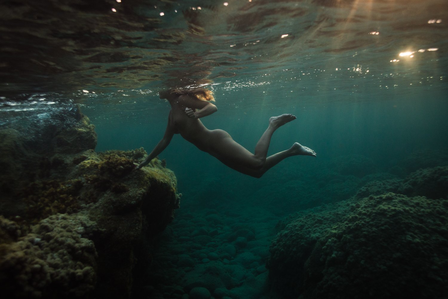 siren sirens corse corsica underwater photography photographe sous leau mermaid femme woman women nude nue fine art photography Krista Espino ajaccio sea Mediterranean france travel-46.jpg