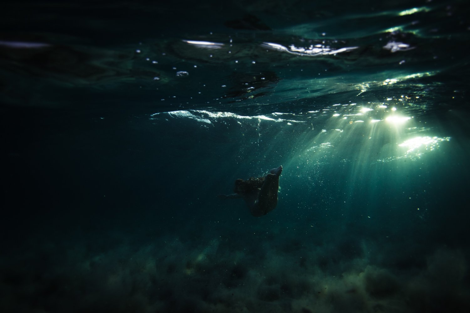 underwater corse corsica sea mediterranean island france french photographer photographe ajaccio Krista Espino Capo di feno wave nude nue femme woman fine art photography-21.jpg