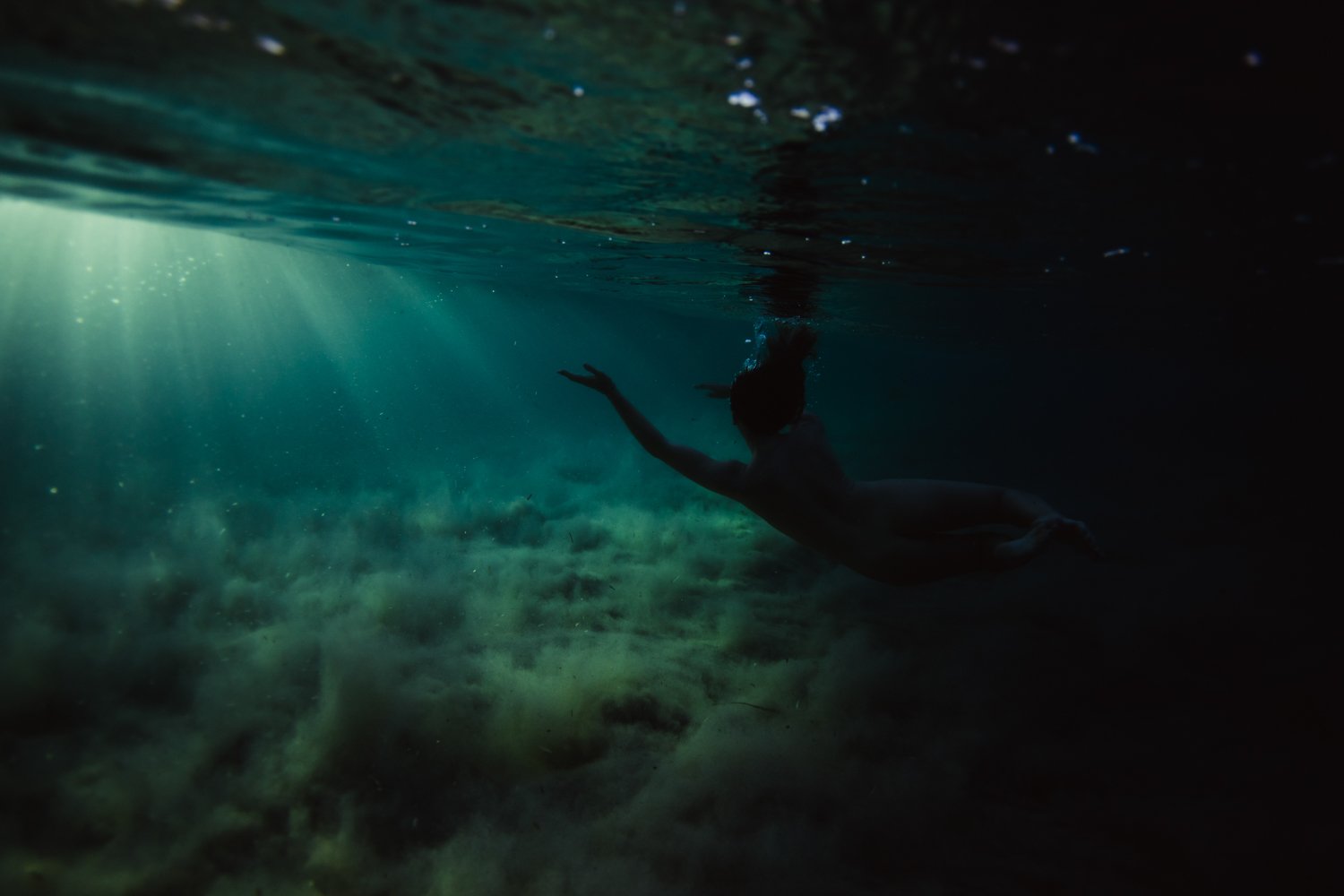underwater corse corsica sea mediterranean island france french photographer photographe ajaccio Krista Espino Capo di feno wave nude nue femme woman fine art photography-30.jpg