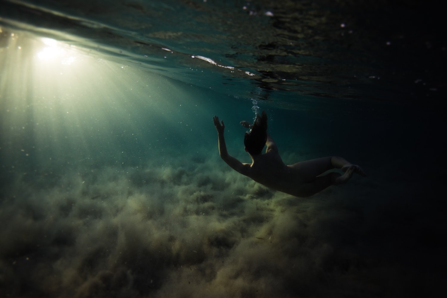 underwater corse corsica sea mediterranean island france french photographer photographe ajaccio Krista Espino Capo di feno wave nude nue femme woman fine art photography-31.jpg