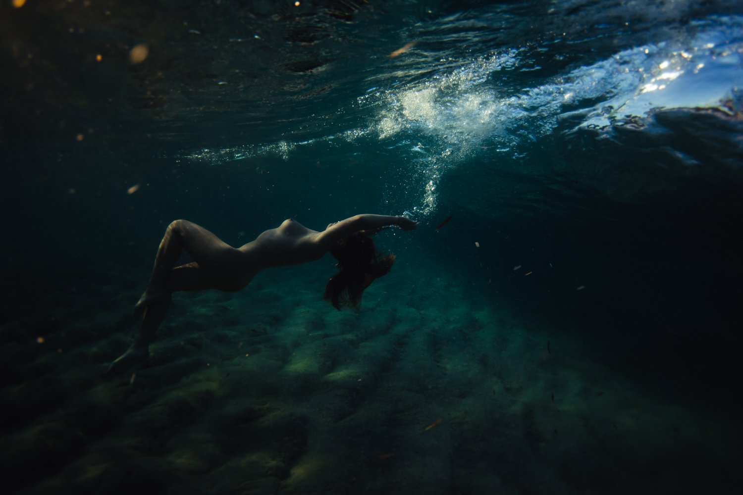 underwater corse corsica sea mediterranean island france french photographer photographe ajaccio Krista Espino Capo di feno wave nude nue femme woman fine art photography-33.jpg