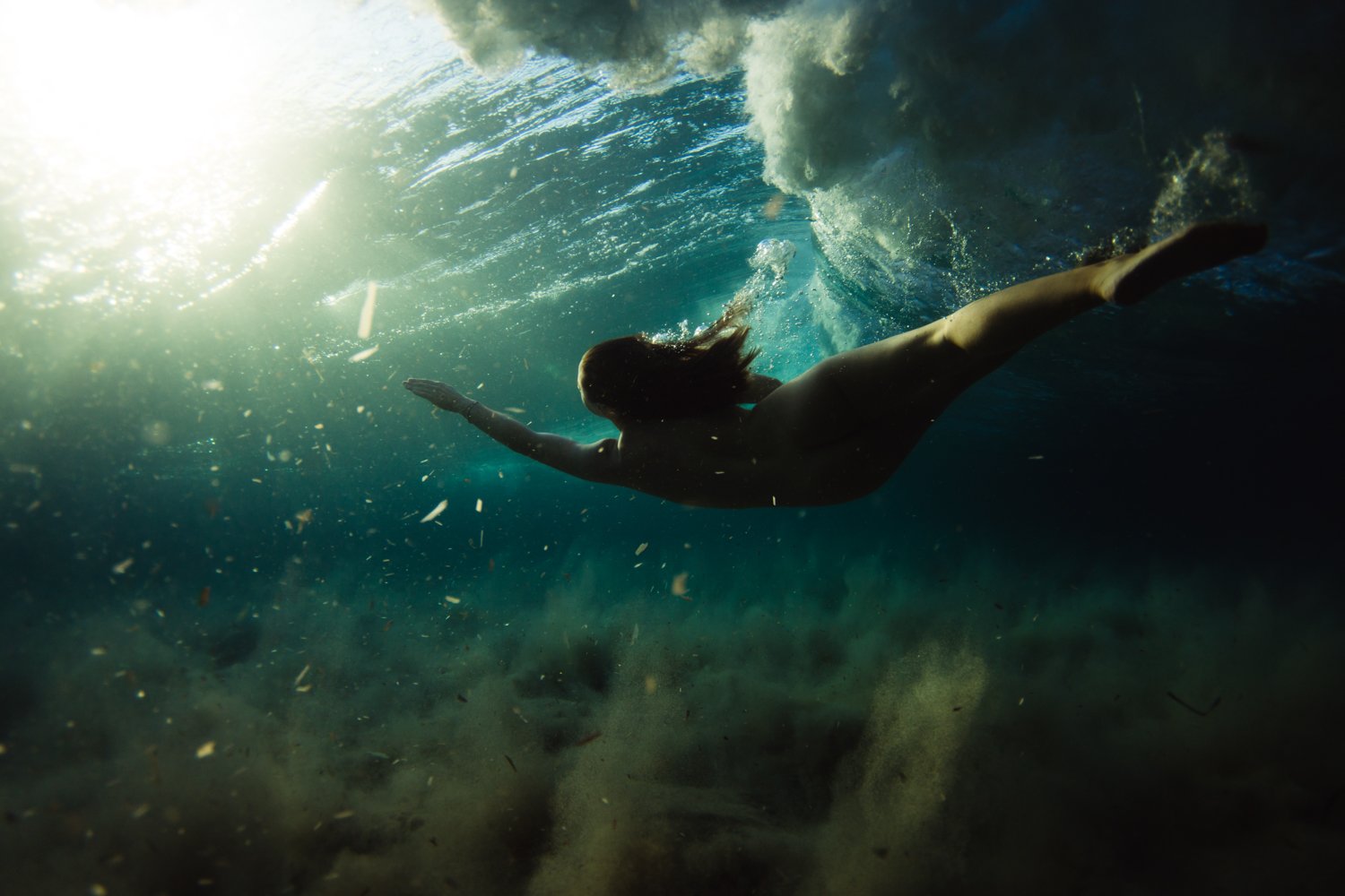 underwater corse corsica sea mediterranean island france french photographer photographe ajaccio Krista Espino Capo di feno wave nude nue femme woman fine art photography-39.jpg