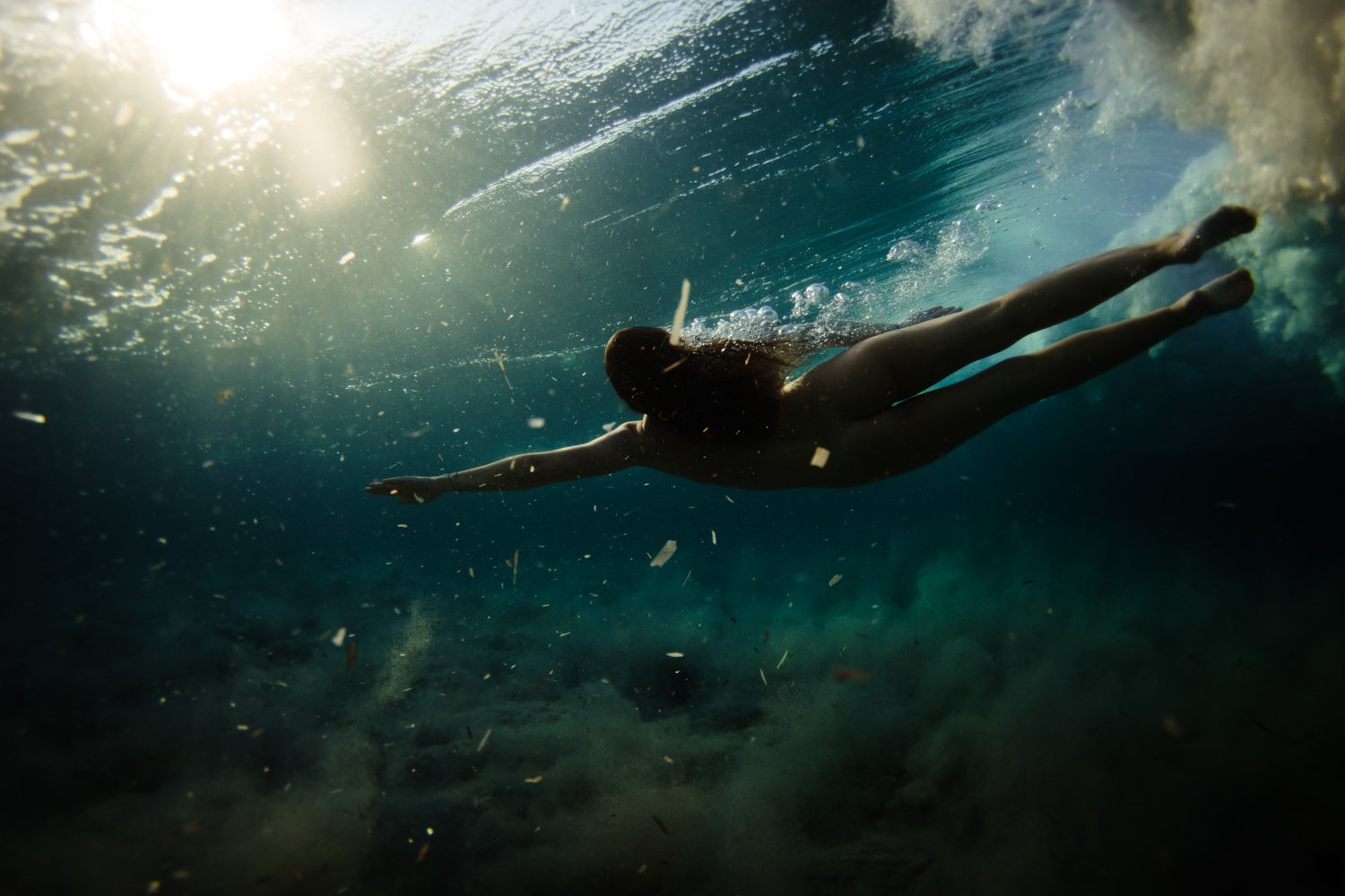 underwater corse corsica sea mediterranean island france french photographer photographe ajaccio Krista Espino Capo di feno wave nude nue femme woman fine art photography-41.jpg