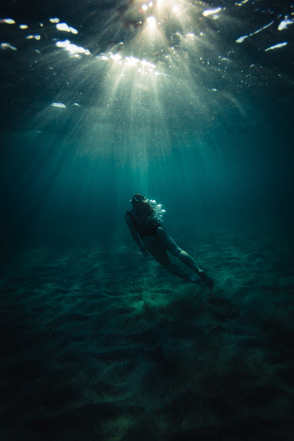 underwater corse corsica sea mediterranean island france french photographer photographe ajaccio Krista Espino Capo di feno wave nude nue femme woman fine art photography-64.jpg