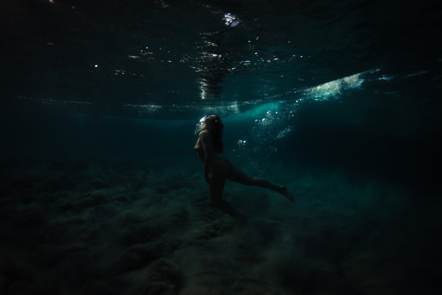 underwater corse corsica sea mediterranean island france french photographer photographe ajaccio Krista Espino Capo di feno wave nude nue femme woman fine art photography-74.jpg
