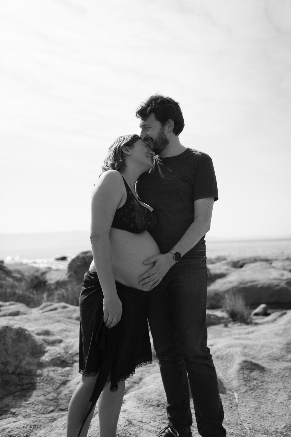 pregnancy maternity photographer grossesse photographe famille family corse corsica france underwater sous l'eau marine sea la mer plage Krista Espino Anza Creative_-12.jpg