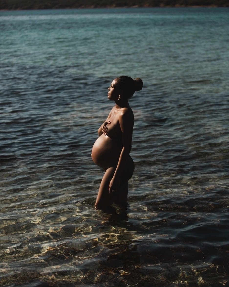 La saison des s&eacute;ances de plage a commenc&eacute; 🌞
⠀⠀⠀⠀⠀⠀⠀⠀⠀
DM ou e-mail pour r&eacute;server votre s&eacute;ance 
⠀⠀⠀⠀⠀⠀⠀⠀⠀
⠀⠀⠀⠀⠀⠀⠀⠀⠀
.
.
.
.
.
#ete #ajaccio #corse #corsephotograph #corsicaphotographer #corsica #grossesse #maternity