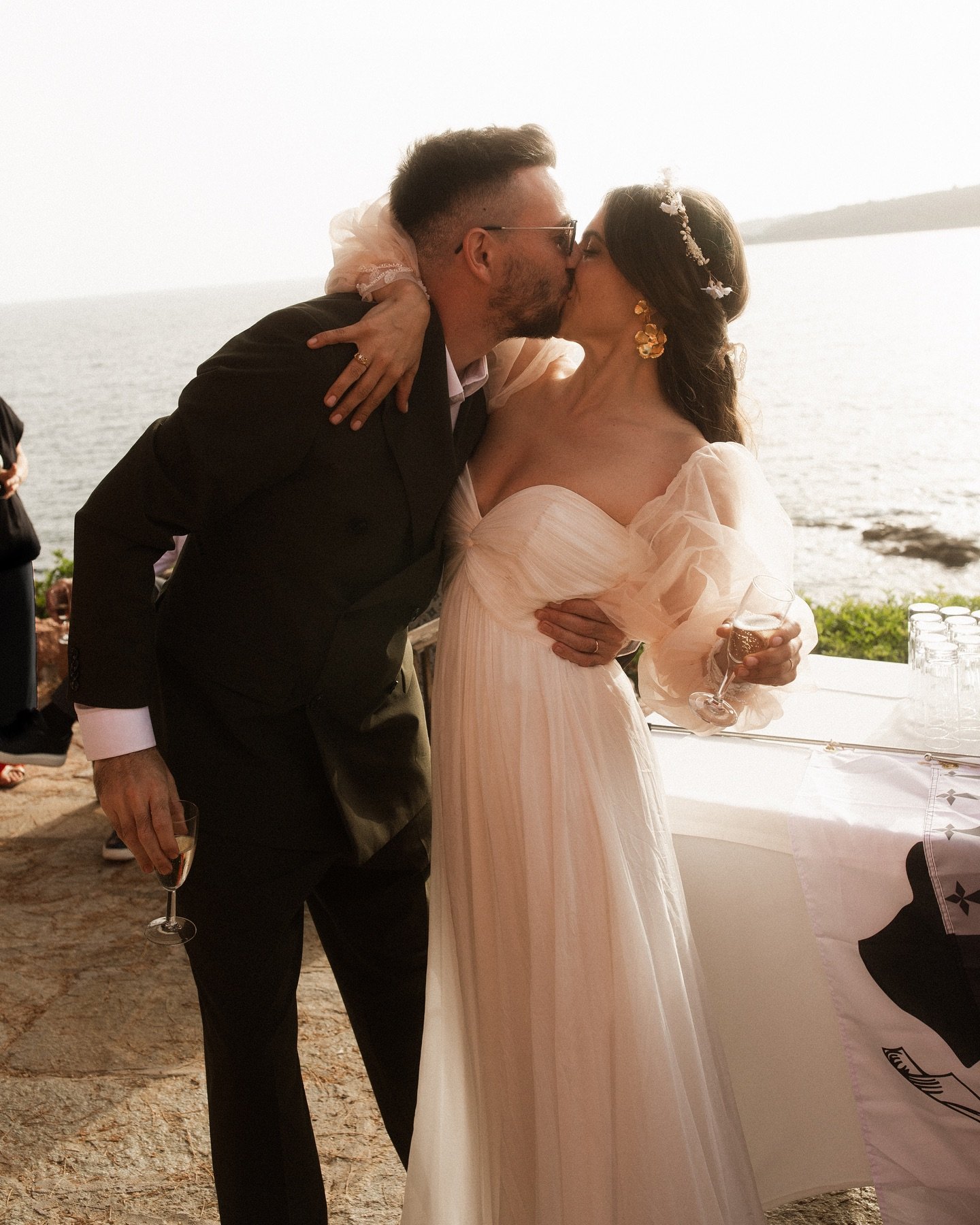 F&eacute;licitations Anne-Sophie et Antoine 🤍
.
.
.
.
#sagone #corse #corsica #mariagecorse #corsemariage #wedding #mariage #corsicawedding #corsicaweddingphotographer #corsephotographe