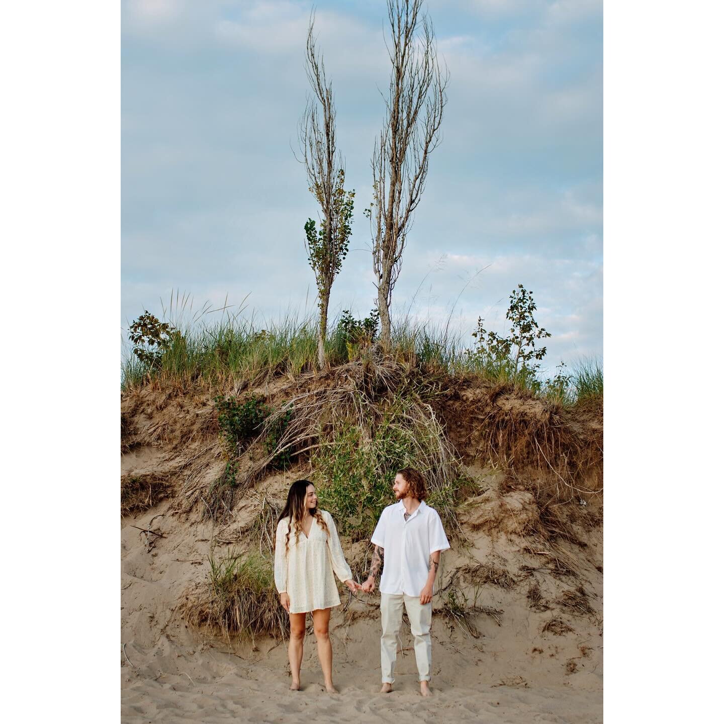 My favourite thing is when couples just have to always stay physically connected. Even just by the fingertips. 

Please let these two demonstrate exactly what I mean. 

Side note:  Southampton sunset beach session is NEVER a bad idea. Bring champagne