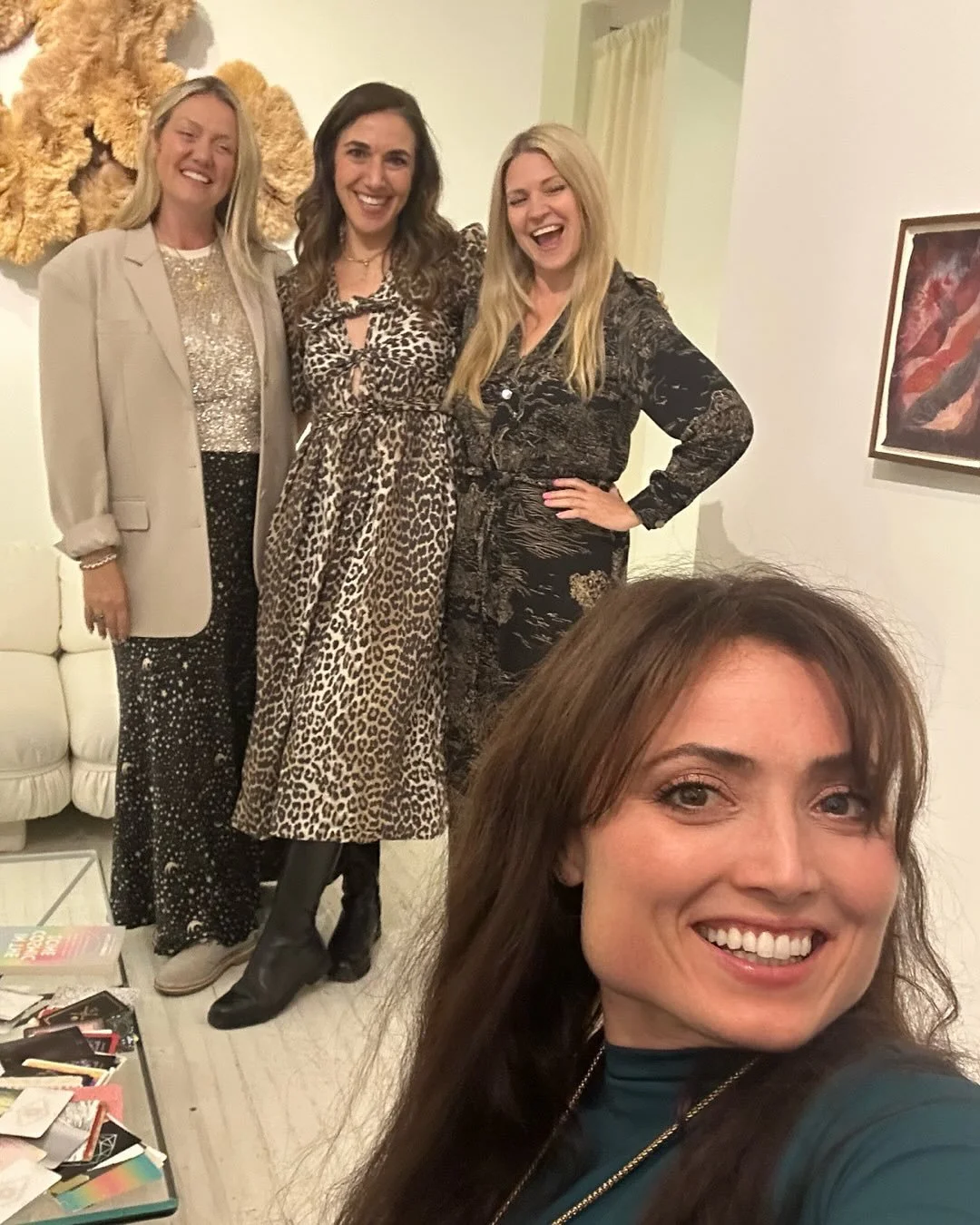 Actually, meet your heroes. @style_rituals lives up to all of it! 
A core memory was made that night meeting Colleen, @iammadimurphy, and @amandabaudier! ✨🩷
(Finally got to see the ultimate deck of cards!)
Grateful to have @ssimbari introduce me to 