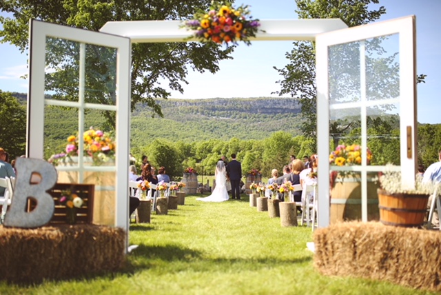 P8-9 - Ceremony 6.jpg