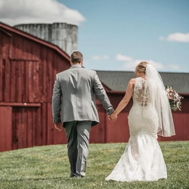  Hudson Valley Barn Wedding, Hudson Valley Outdoor Wedding, Hudson Valley Wedding with a view, Farm wedding venue, upstate farm wedding venue 