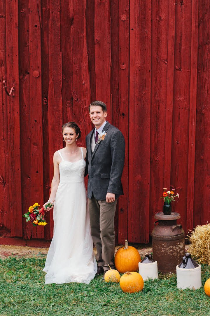  Hudson Valley Barn Wedding, Hudson Valley Outdoor Wedding, Hudson Valley Wedding with a view, Farm wedding venue, upstate farm wedding venue 