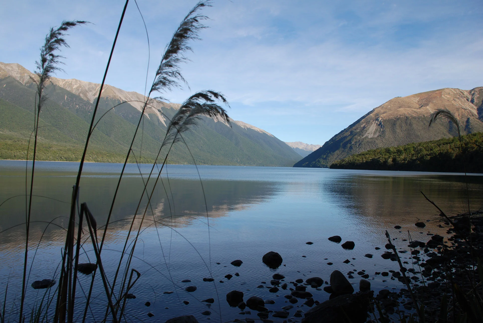beautiful_lake.jpg