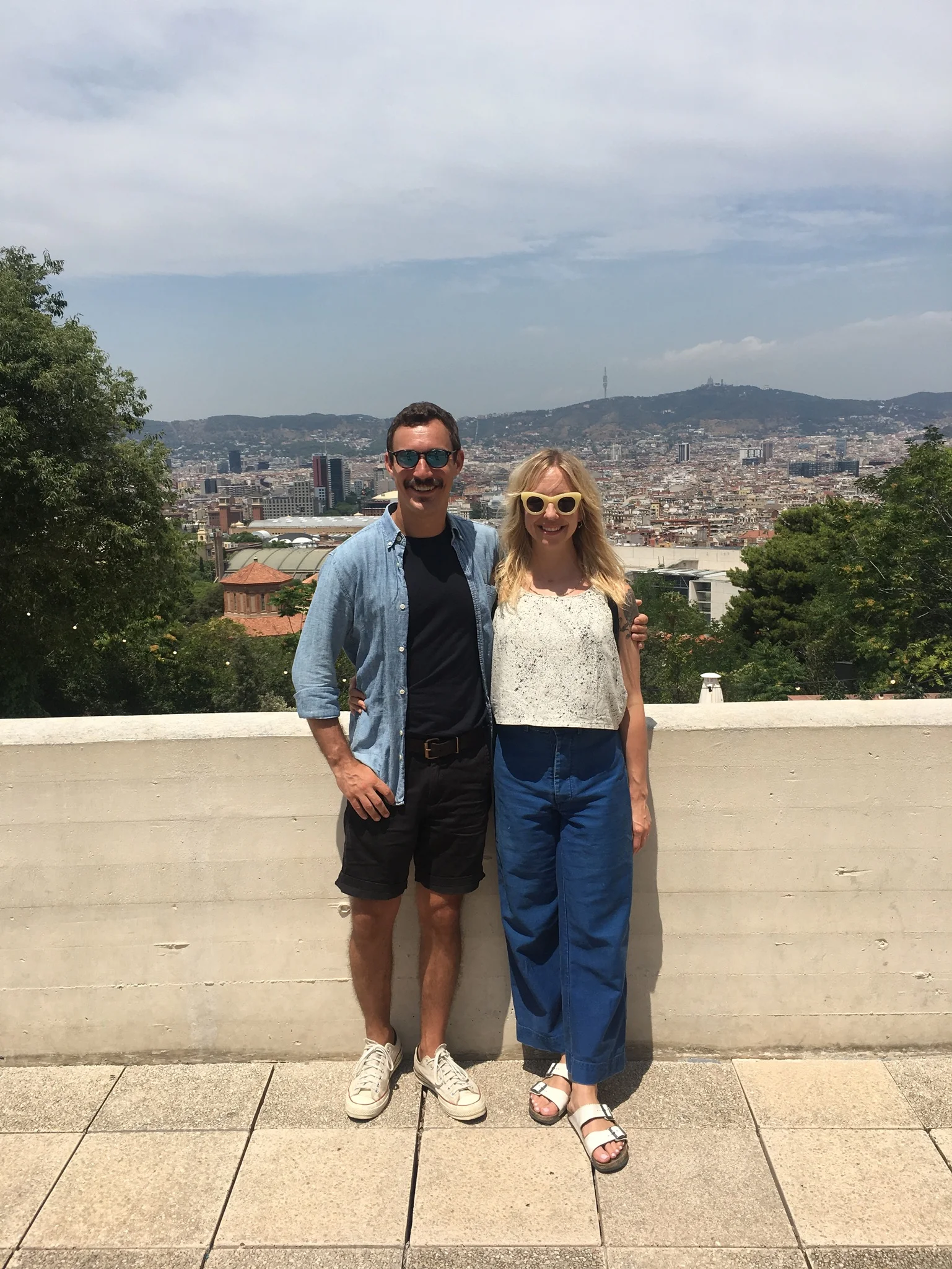  Enjoying Barcelona 