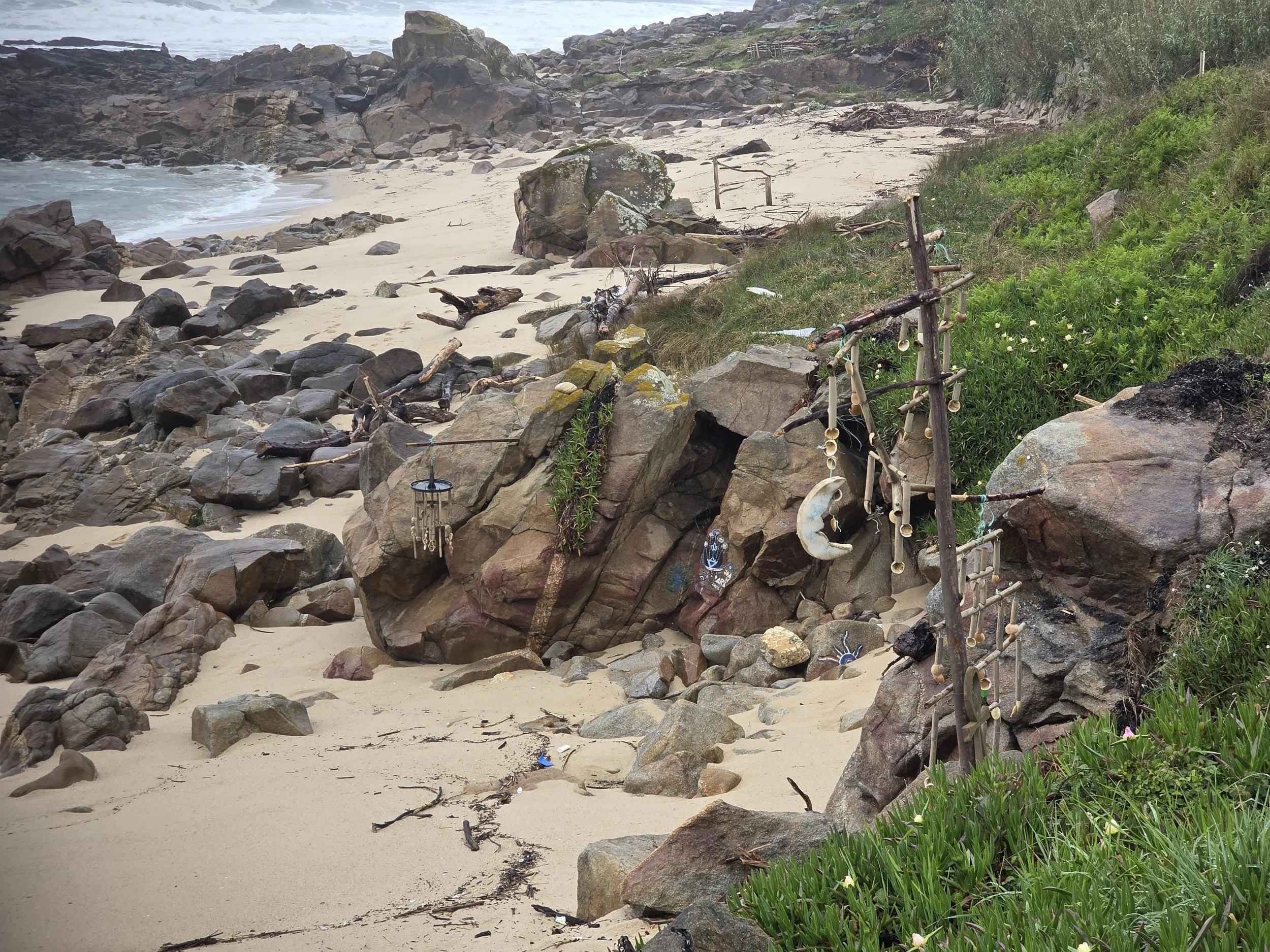 Beach sculptures