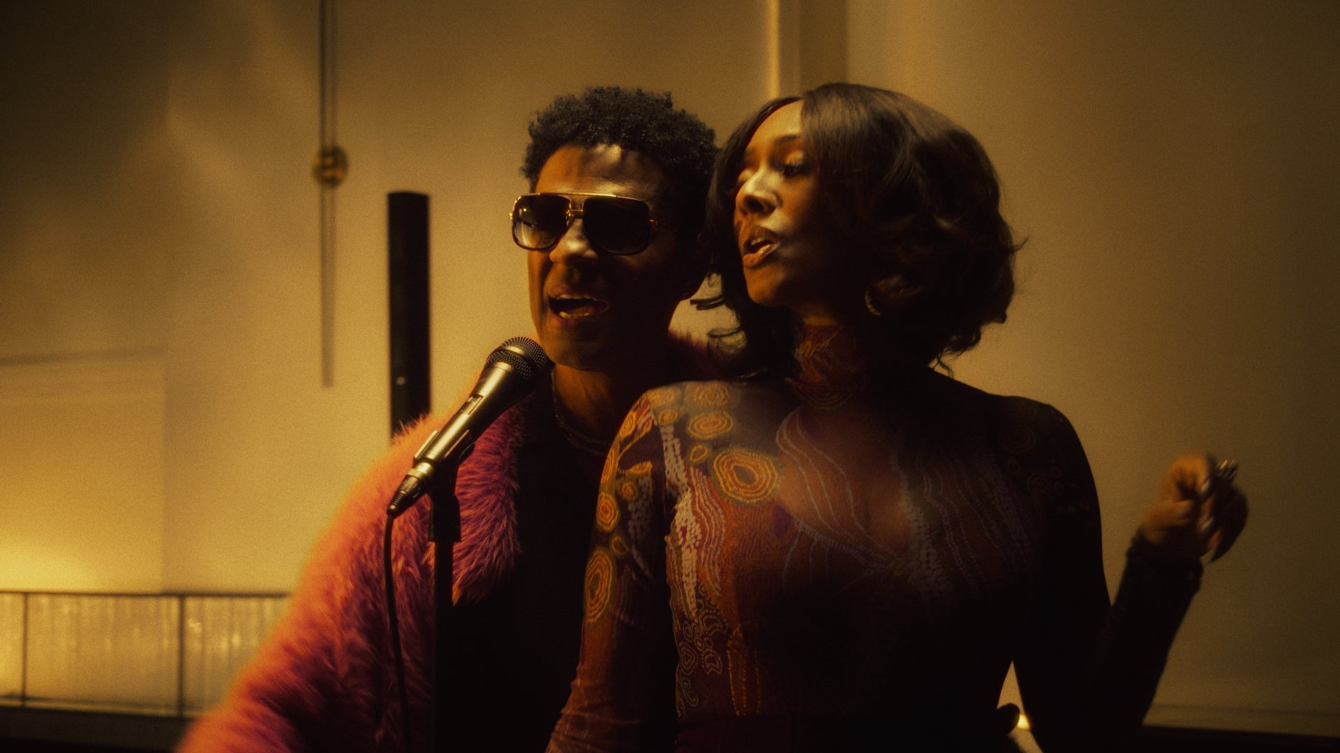 Eric Benét & Keri Hilson - "Can't Wait" (Official Music Video)