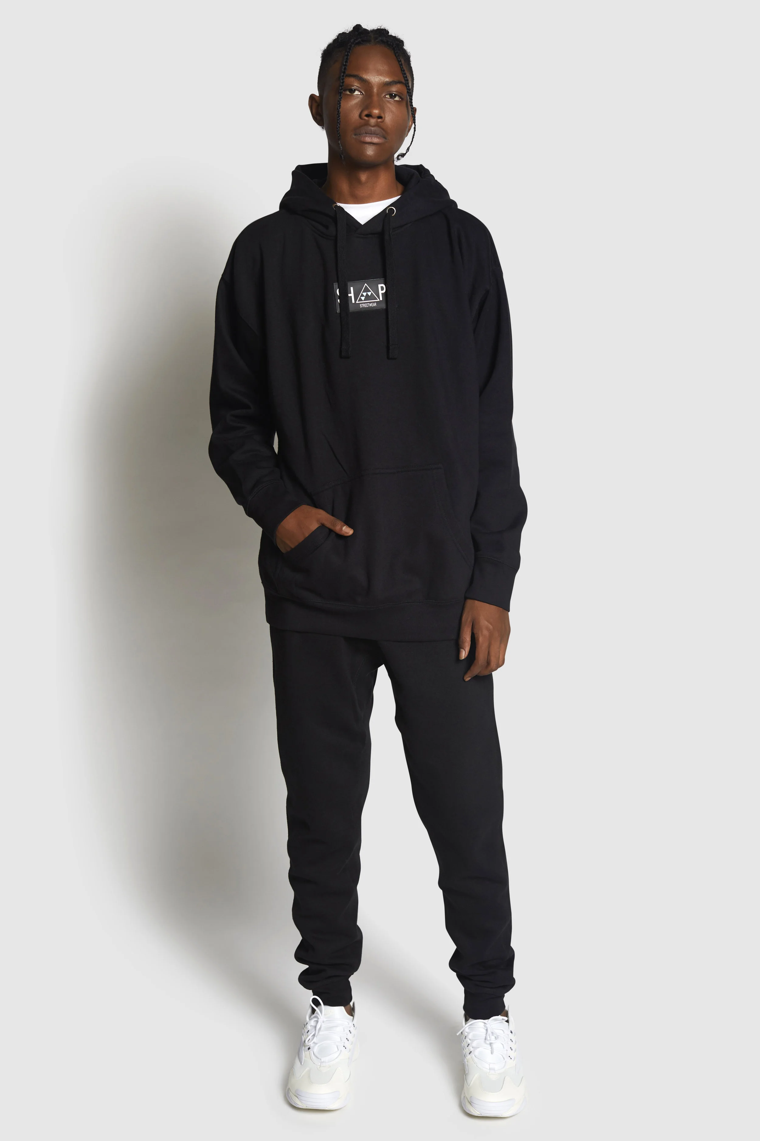 ShapeStreetwear_model_37.jpg