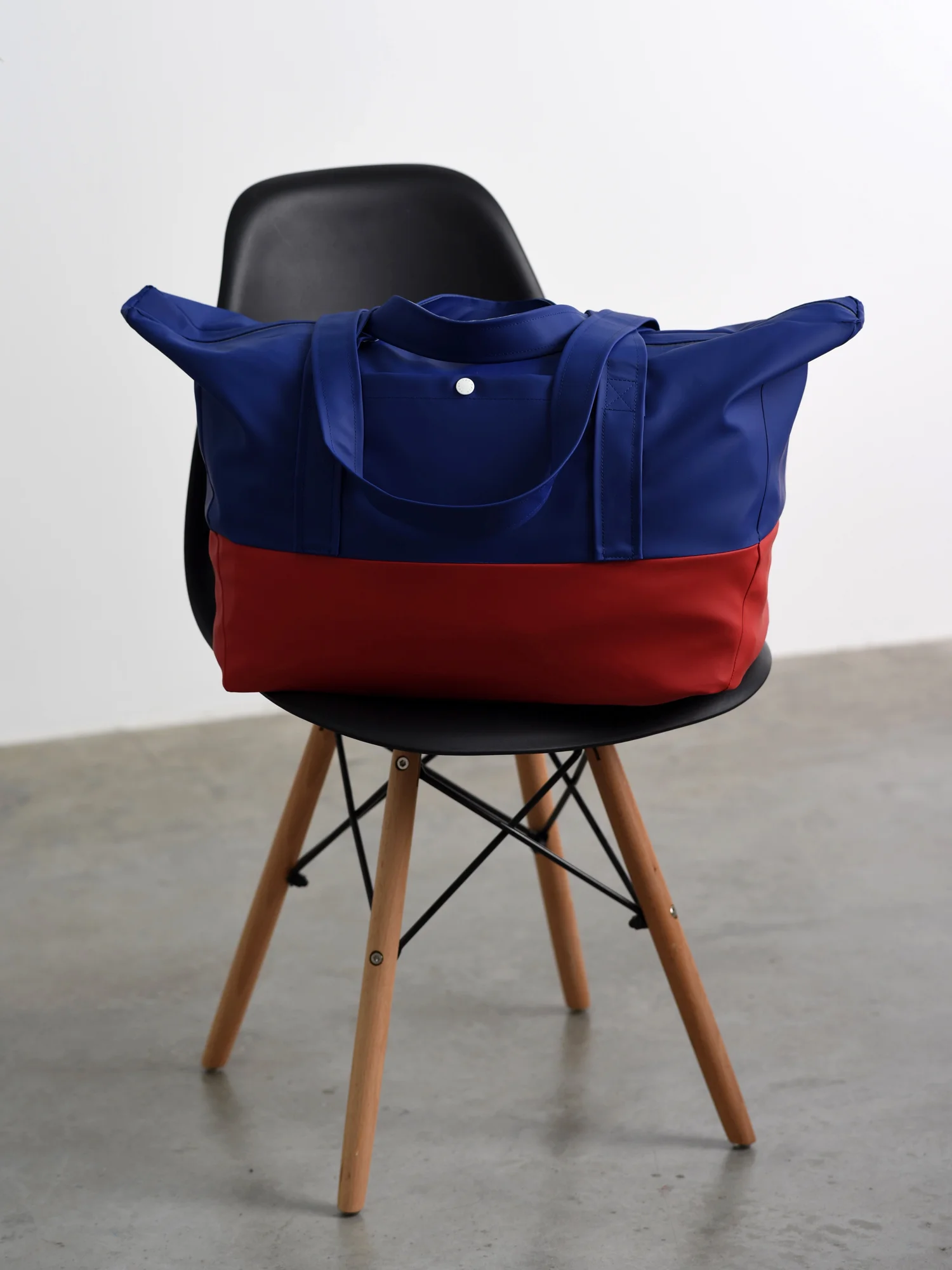 SCUBA TOTE BLUE/RED 1