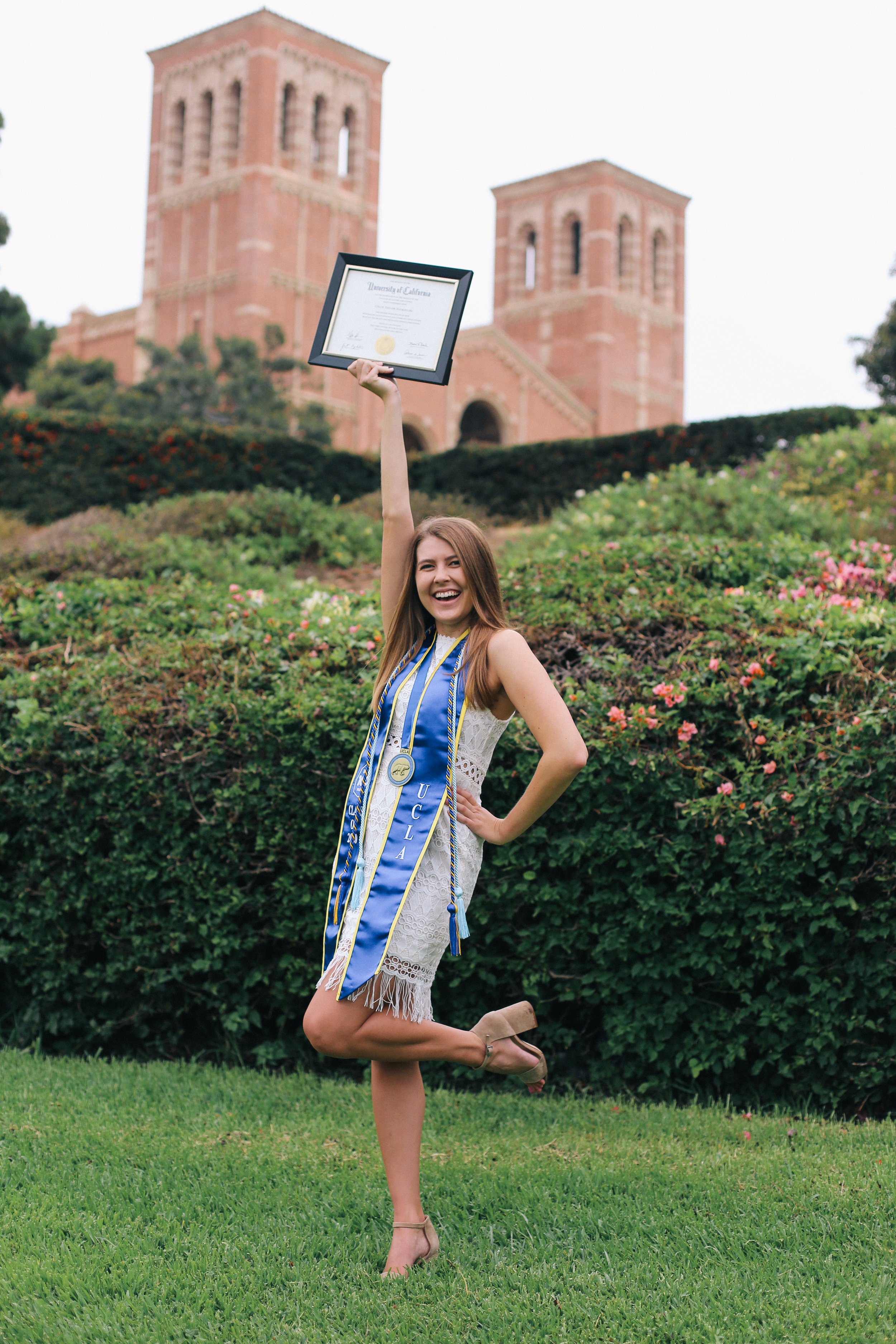 CHLOE-UCLA-GRAD-077.jpg