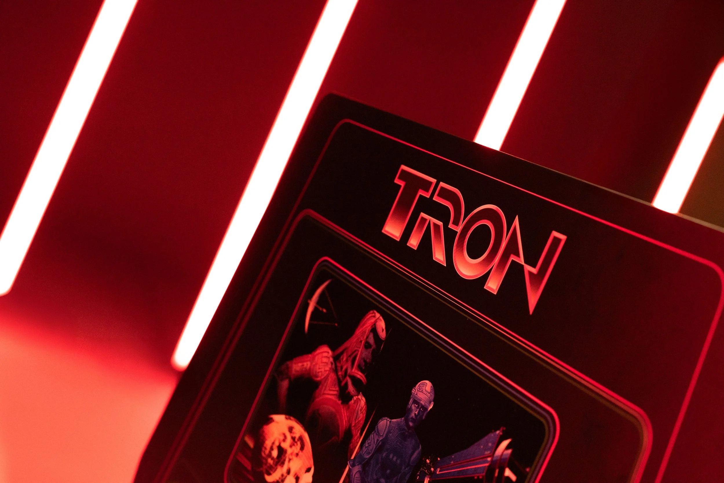 Tron_Kit_Logo_Detail.jpg